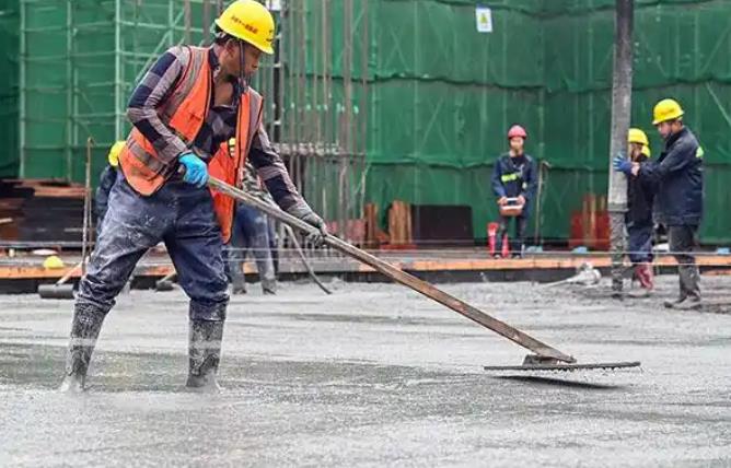 请问混凝土在施工前应做好哪些主要准备工作？